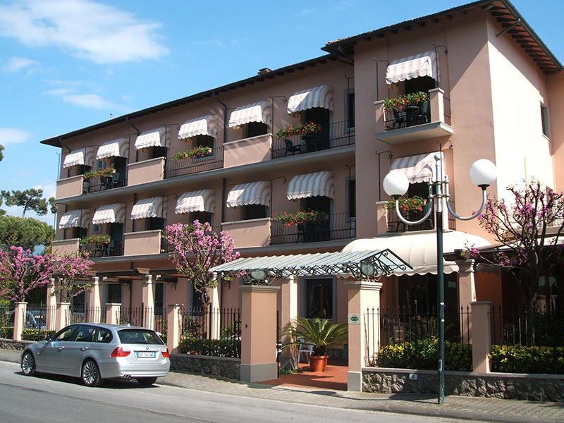 Hotel a Forte dei Marmi, Hotel Astor Victoria