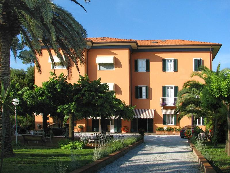 Hotel a Forte dei Marmi, Hotel Bell'onda