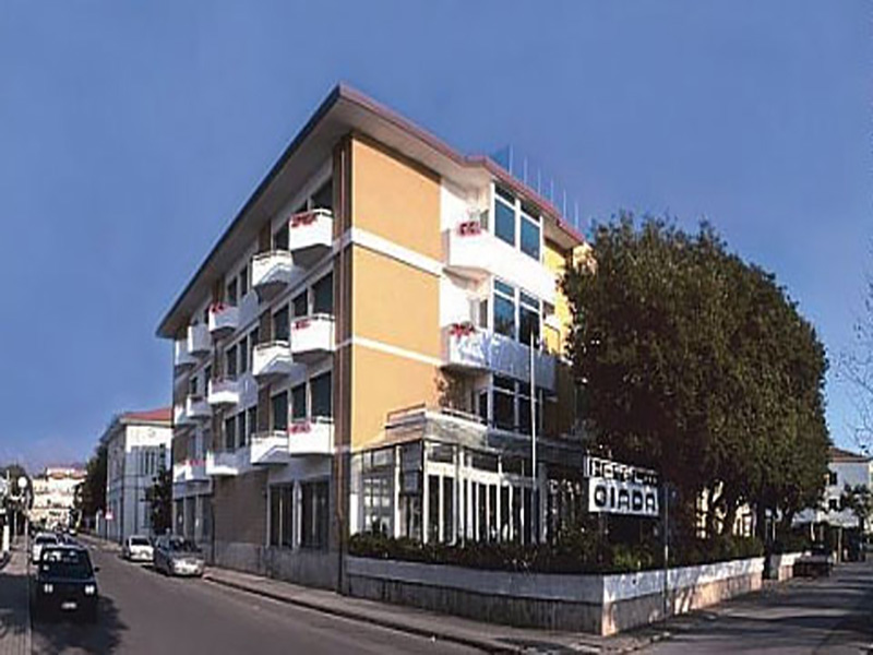 hotel versilia tre stelle, Hotel Giada