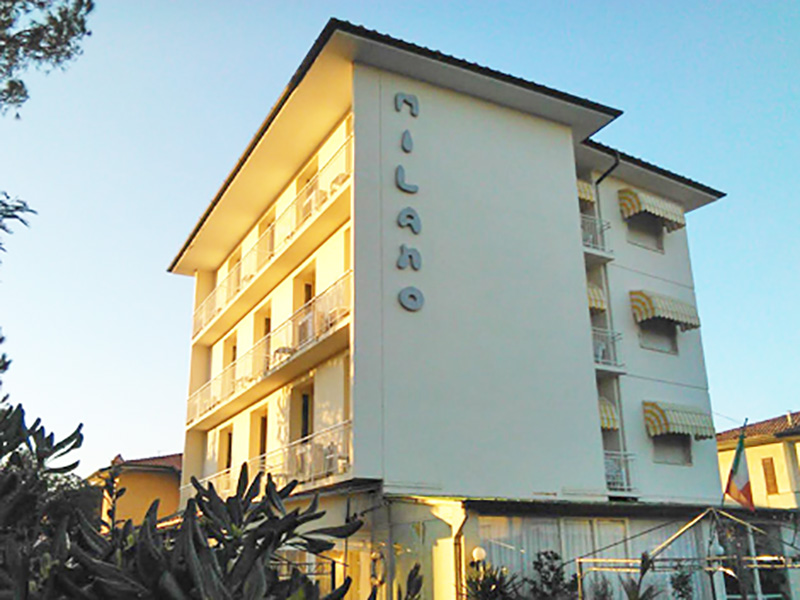 Hotel a Marina di Pietrasanta, Hotel Milano