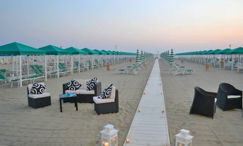Spiagge della Versilia, Bagno 90° Minuto