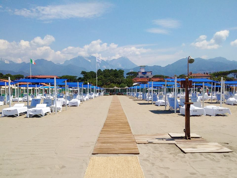 Spiaggia Forte dei Marmi, Bagno Dalmazia, Stabilimento Balneare a Forte dei Marmi