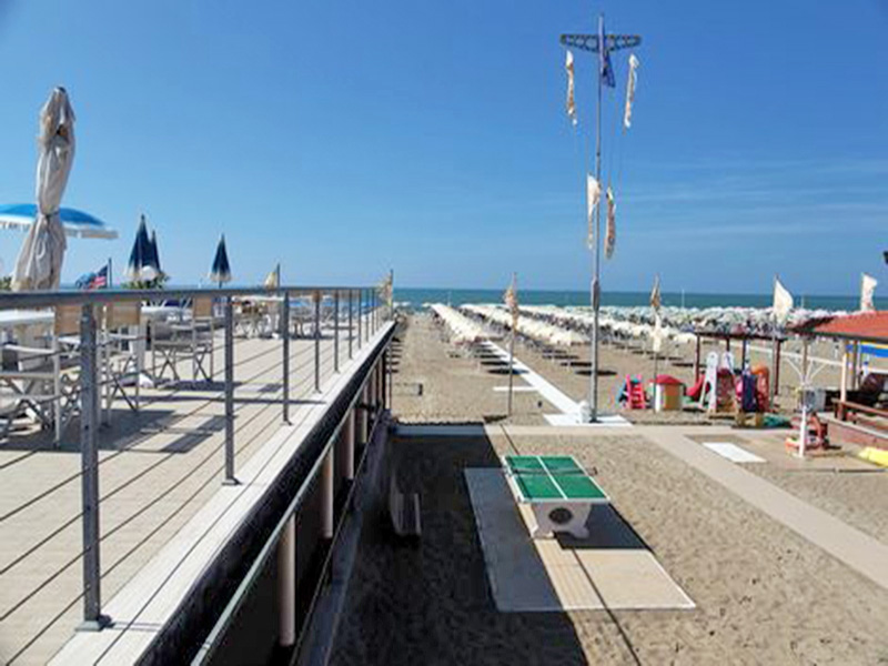 Stabilimenti balneari a Lido di Camaiore, Bagno Davide
