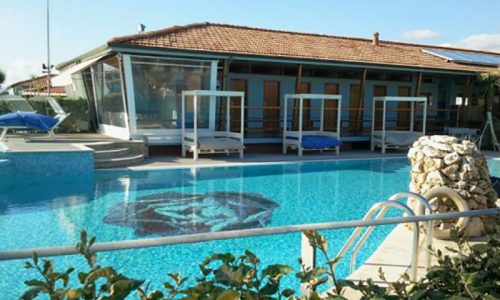 Bagno a Marina di Pietrasanta con piscina, Stabilimento Balneare a Marina di Pietrasanta, Bagno Grazia, Bagno con Piscina con acqua di mare riscaldata