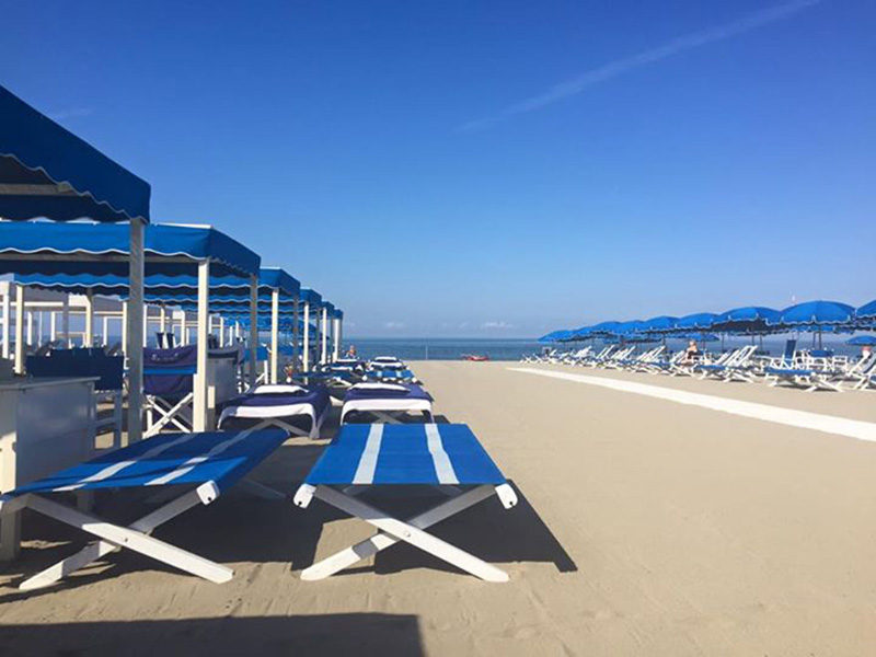 Versilia vacanze giovani, Bagno Maestrale