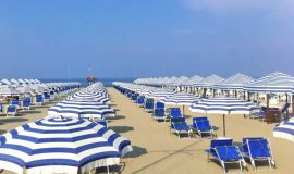 Spiagge in Versilia, Bagno Tirreno