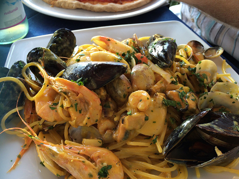 Ristoranti sul lago, Ristorante a Torre Del Lago, Ristorante Lo scorfano Brontolone