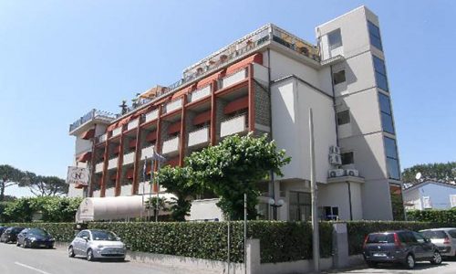 Hotel Nuova Sabrina, Hotel a Marina di Pietrasanta