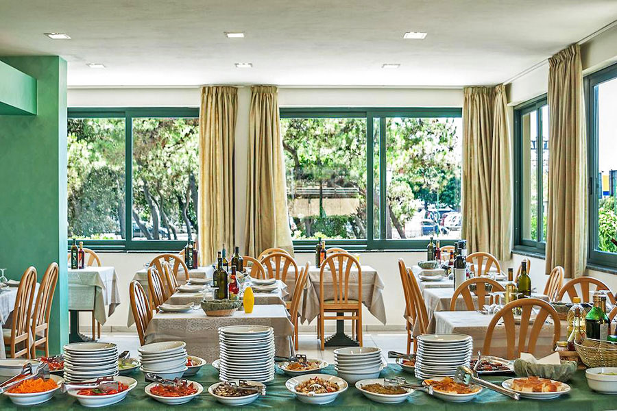 Hotel a Lido di Camaiore, buffet Hotel Paris