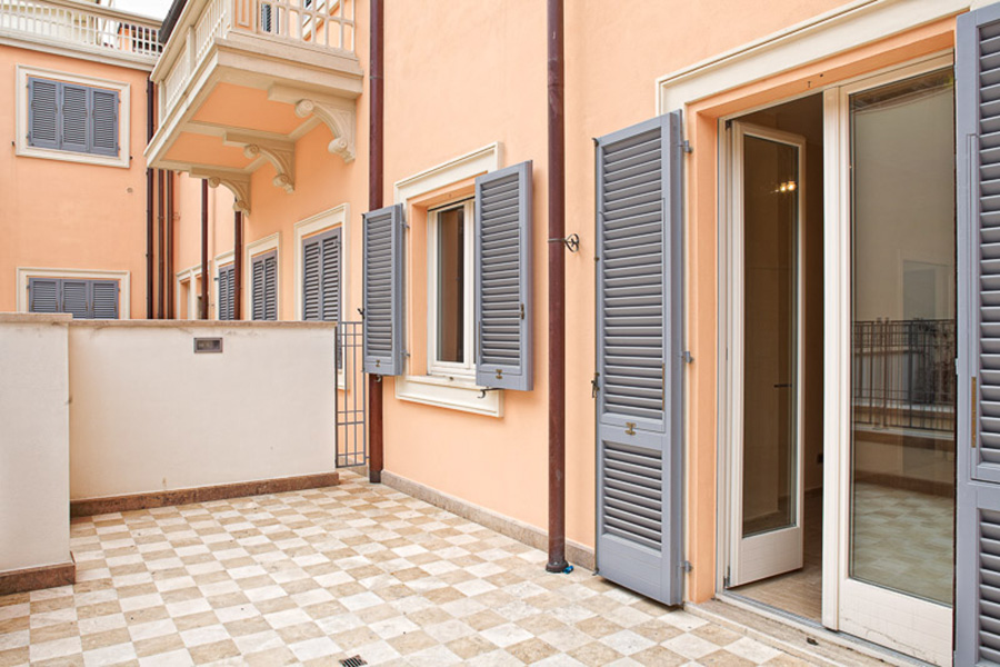 Terrazza appartamenti a Viareggio esterni 05 Cod 1353