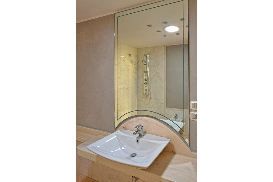 Bagno appartamenti a Viareggio interni 17 Vod 1353