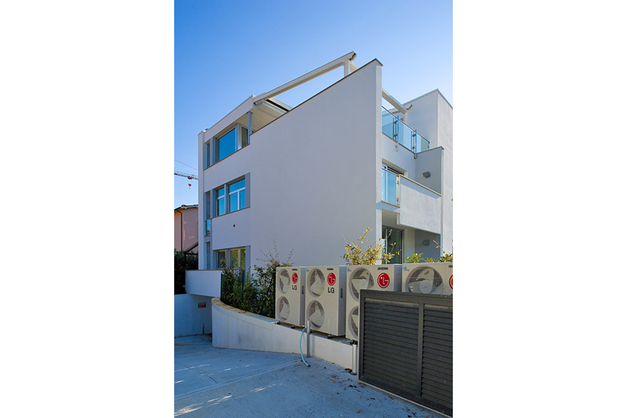 Appartamenti viareggio 05 cod 1348