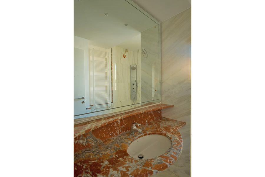 Bagno appartamento lido di camaiore Cod 1347