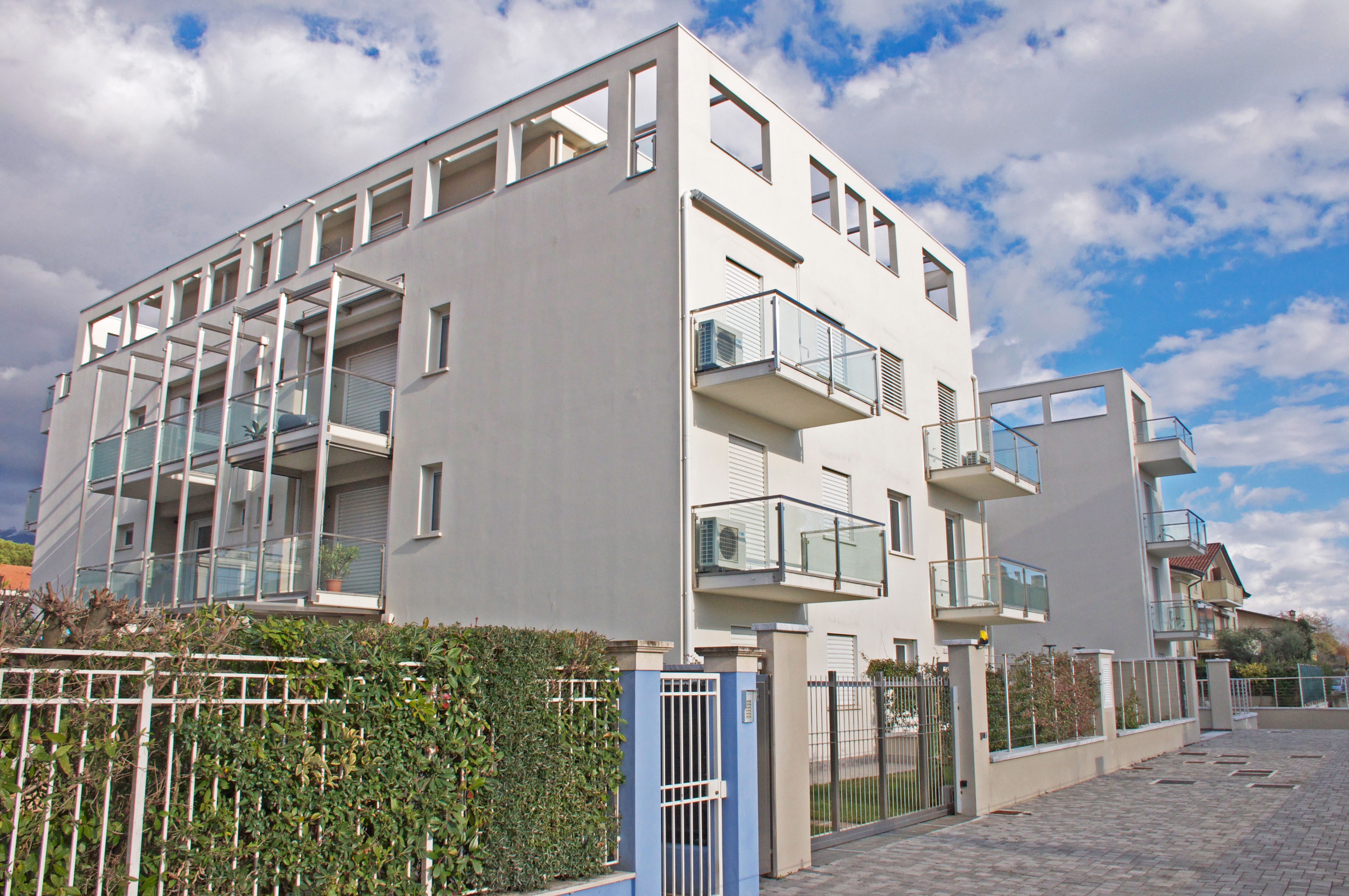 Esterno-appartamenti-Marina-di-Massa-01