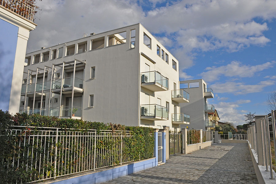 Esterno-appartamenti-Marina-di-Massa-03