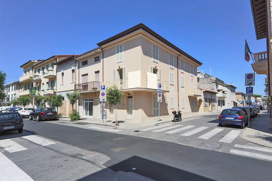 Facciata appartamenti Viareggio 04 Cod 1351