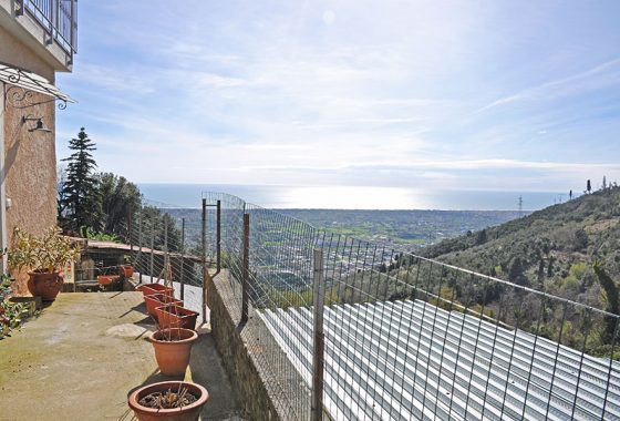 Terratetto in vendita a Capezzano monte