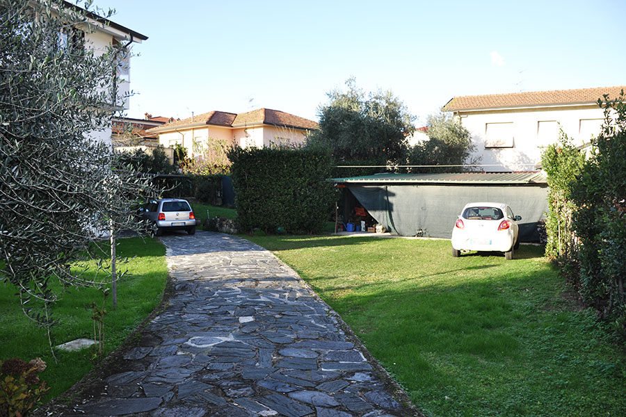 Vila in vendita - villa in vendita nella prima periferia di Pietrasanta Cod 1592 M