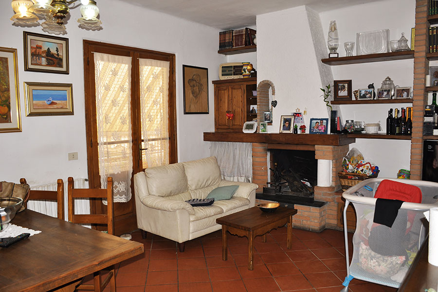 casa in Versilia, appartamento in vendita nella campagna di Seravezza Cod 1645