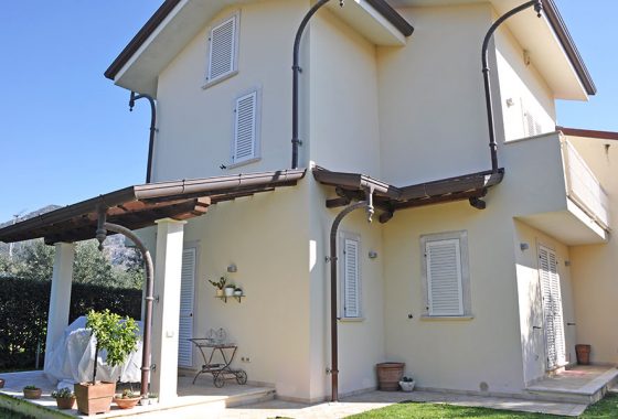 Case in Versilia, bifamiliare in vendita nel Comune di Seravezza