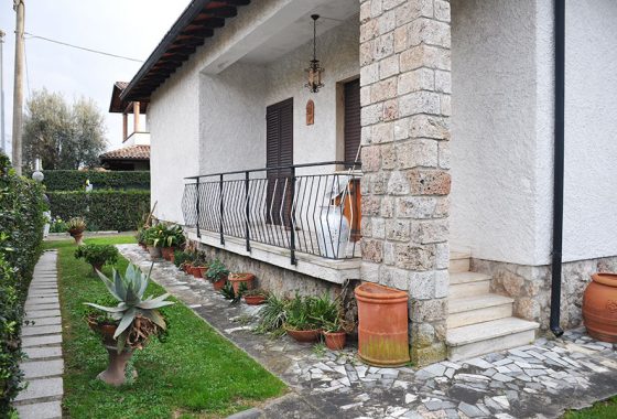 Case in Versilia - Villetta in vendita nella campagna di Seravezza