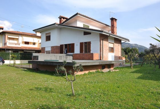 Villa in campagna - Villa in vendita nella campagna di Pietrasanta