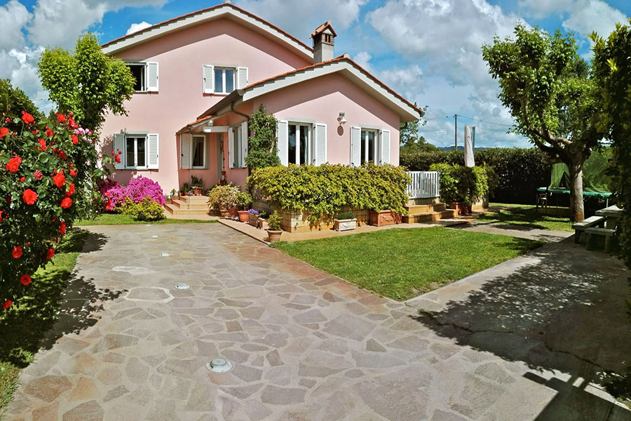 Villa in Campagna - Villa in vendita nella campagna di Seravezza